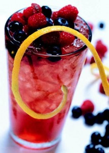 Ingredients: • 1 part ABSOLUT Kurant • 1 dash Dry Vermouth • 1 dash Sugar Syrup